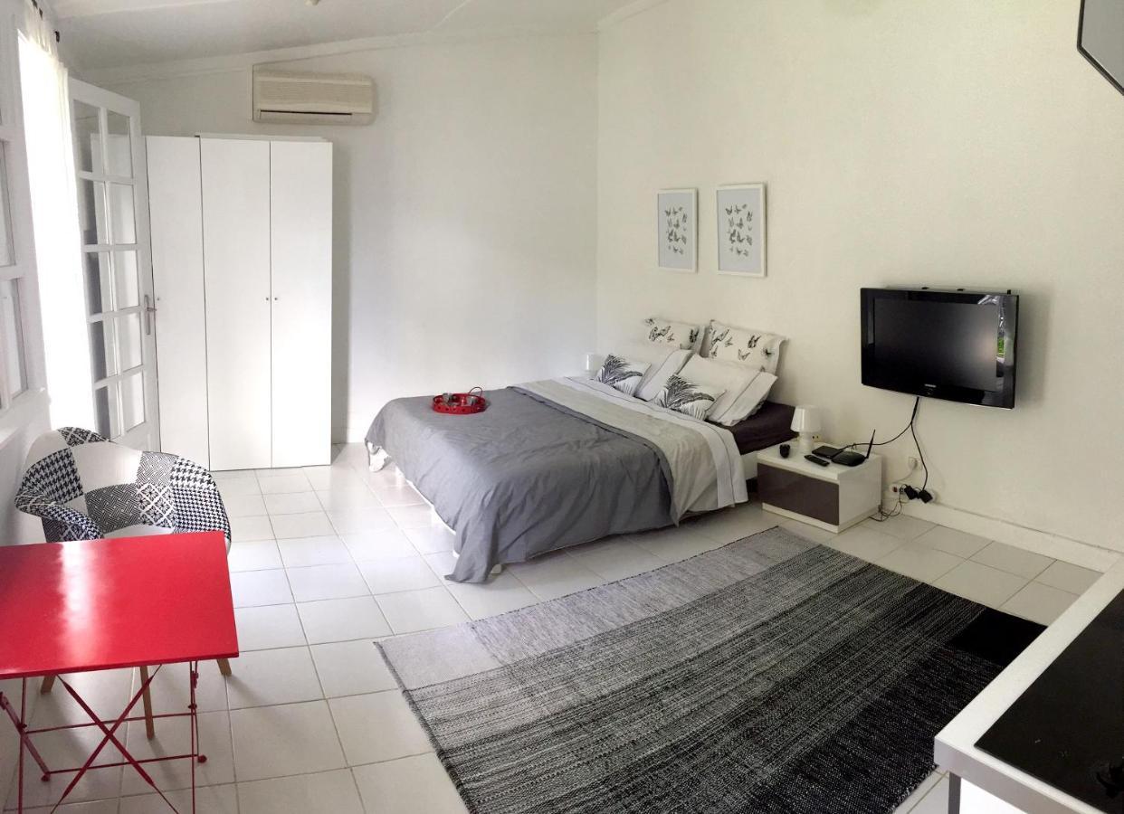 Studio Charmant Au Coeur De Boucan Canot 30 M² Avec Jardin Prive Saint-Paul Eksteriør bilde